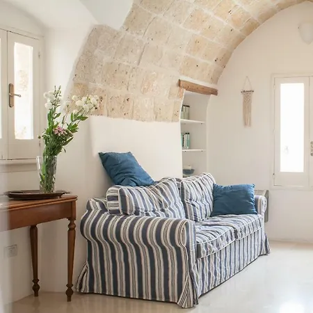 Holiday home Elena's House 6 *